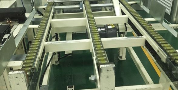Three row chain conveyor
